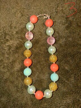 Bunch of Flowers & Boys: Bubblegum Necklace